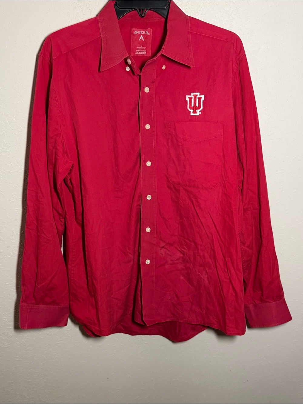Men’s L Red Antigua Indiana Hoosiers Colligate Sporty Long Sleeve Button Up